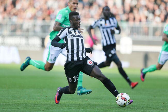 Mercato : Six clubs en lice pour Pépé, Angers sort le grand bluff