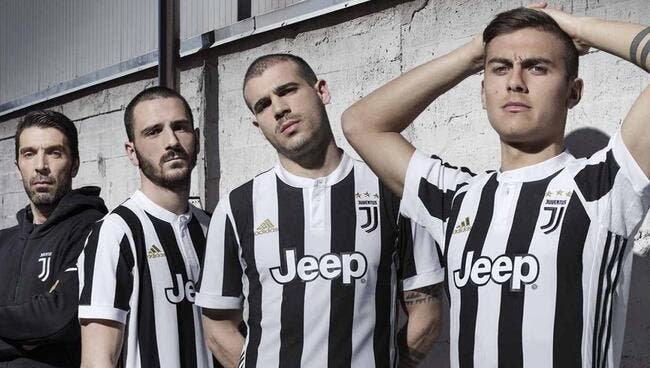 Officiel : La Juventus dévoile son nouveau maillot domicile