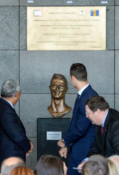 Le buste raté de Cristiano Ronaldo peut marquer l’histoire