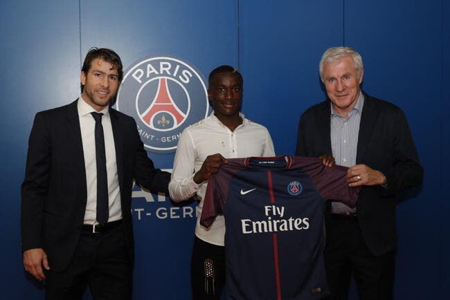 Officiel : Moussa Diaby signe son contrat professionnel au PSG