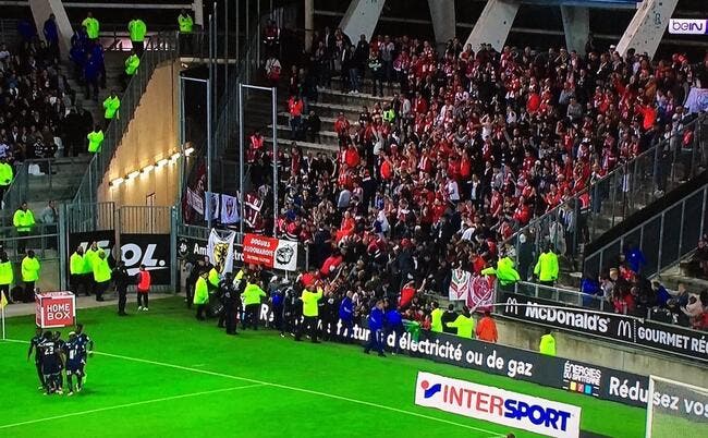 Amiens-LOSC arrêté : Une barrière s'écroule, des supporters lillois blessés !