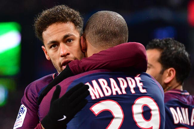 PSG : Dugarry supplie Mbappé de ne pas se prendre pour Neymar