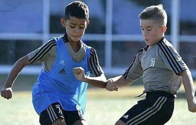 Ita : Le fils de Cristiano Ronaldo signe aussi à la Juventus