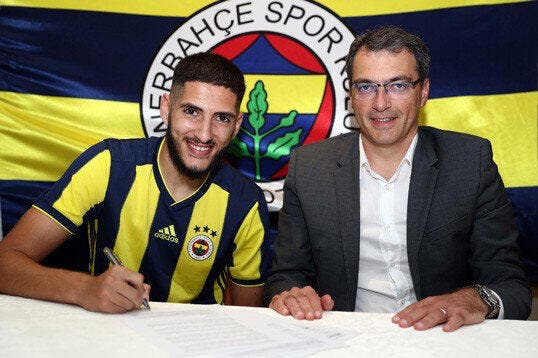 LOSC : Benzia quitte Lille et signe à Fenerbahçe