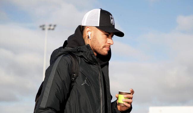 PSG :  Neymar est bien dans l'avion du PSG pour Belgrade