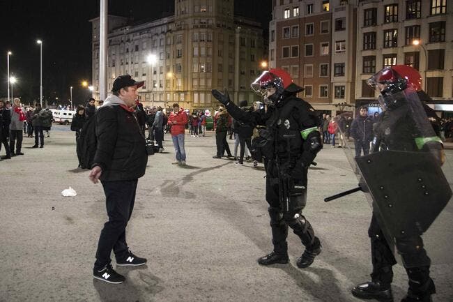 EL : Décès d’un policier après des affrontements à Bilbao-Moscou