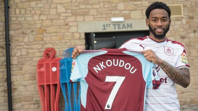 Officiel : Nkoudou rejoint Burnley