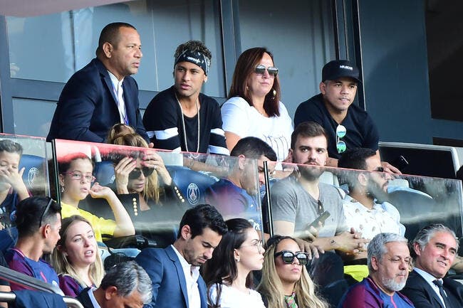 PSG : Rendez-vous annulé entre le clan Neymar et Nasser Al-Khelaifi