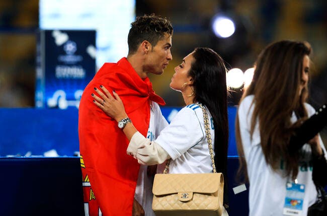 Un énorme diamant, et Cristiano Ronaldo fonce vers le quintuplé