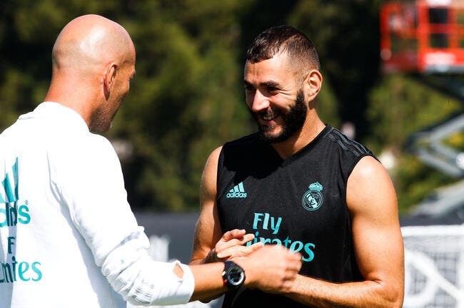 Esp : Benzema, les fans de foot doivent l'adorer prévient Zidane