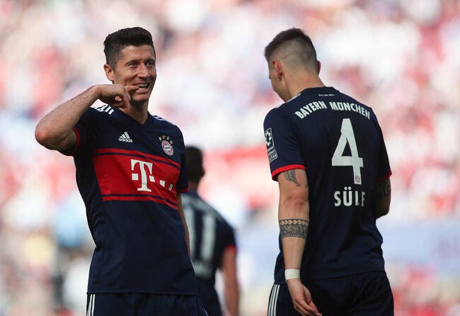 Mercato : Le Bayern Munich défie le Real Madrid pour Lewandowski