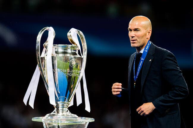 Real Madrid : Zidane annonce son départ surprise !