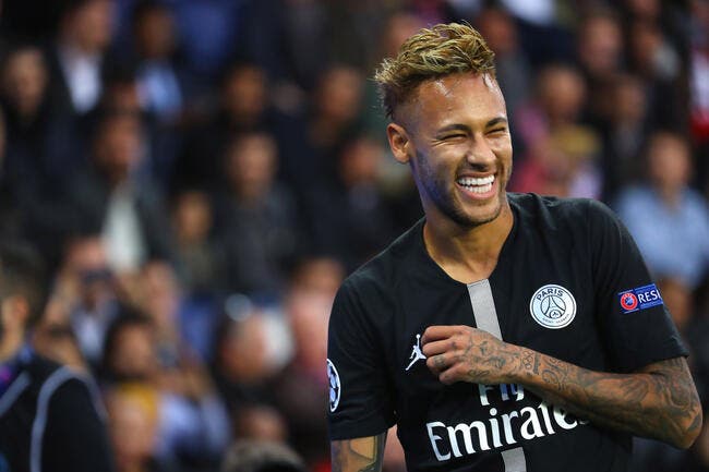 PSG : Neymar fait le ménage et redevient footballeur !