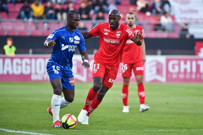 L1 : Un 0-0, un carton rouge... Dijon et Amiens dos à dos