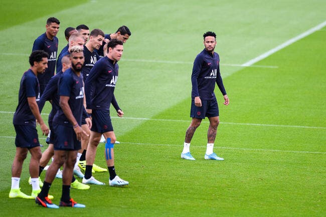 PSG : Paris ne craque pas, Neymar commence à flipper