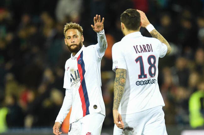 PSG : Neymar et Paris gardent leurs distances au mercato