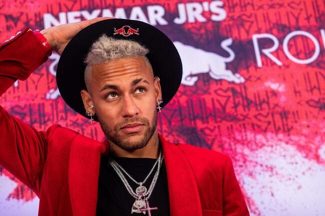 PSG : Neymar pilier de bar, c'est fini à Paris