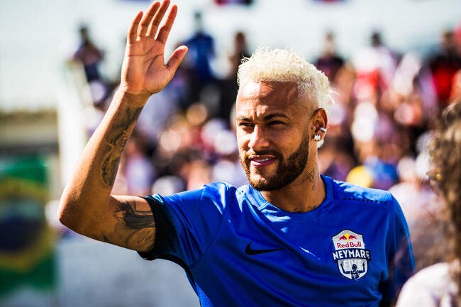 PSG : Neymar acheté au Paris SG grâce à un crédit bancaire ?
