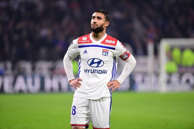 OL : Lyon bosse à une offre irrefusable pour garder Nabil Fekir !
