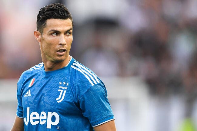 Cristiano Ronaldo victime de la mafia du foot, sa mère accuse !