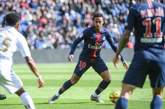 PSG : Neymar fait exploser le Barça, il applaudit Paris