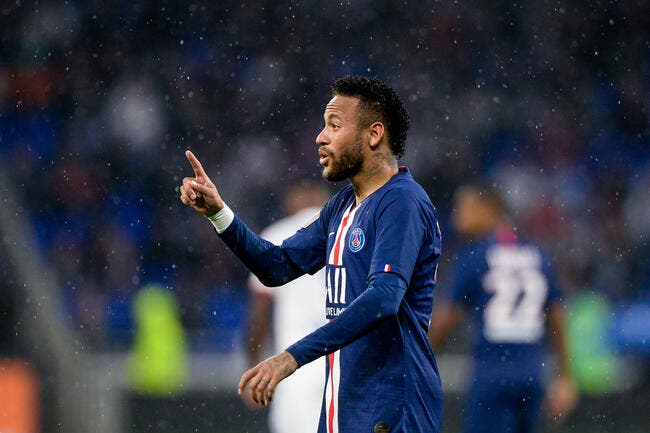 PSG : Neymar dieu de Paris, ça le rend dingue !