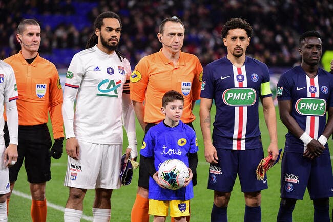 L1 : Le choc, les joueurs exigent l'arrêt de la Ligue 1