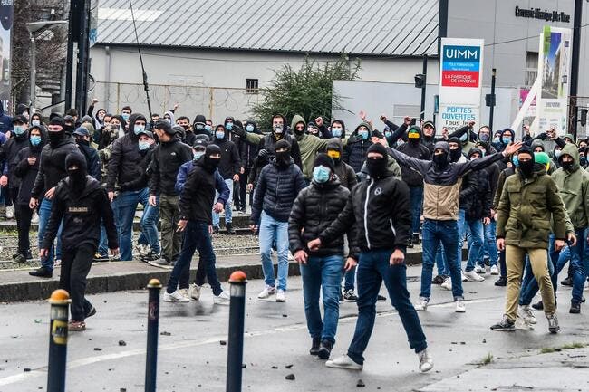 Anti-Kita: Les Ultras vont trop loin, ça dérape salement à Nantes
