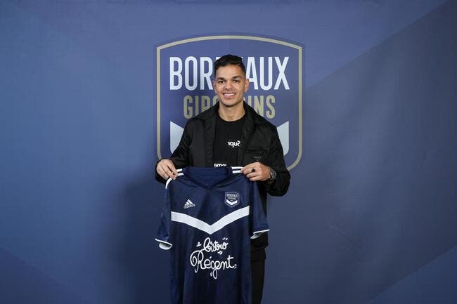Officiel : Hatem Ben Arfa signe un an à Bordeaux !