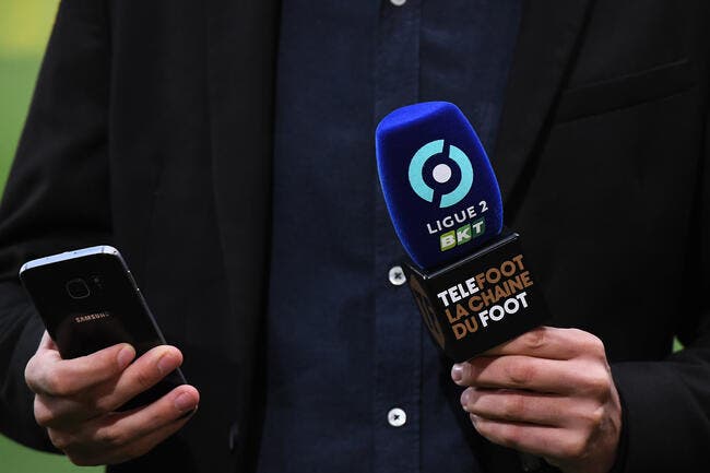 TV : Adieu la Ligue 1 sur Téléfoot, l’annonce fracassante de Riolo