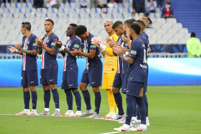 Ligue 1 : Une minute de silence en mémoire du professeur assassiné