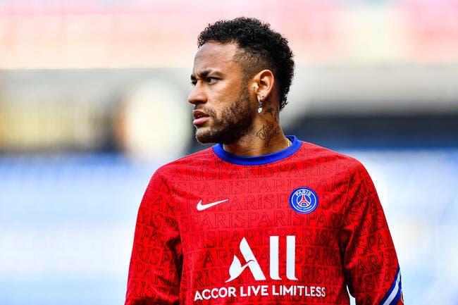 PSG : Neymar jusqu'en 2026, Paris y croit