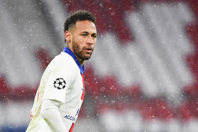 PSG : Neymar prolongé, silence total à Paris