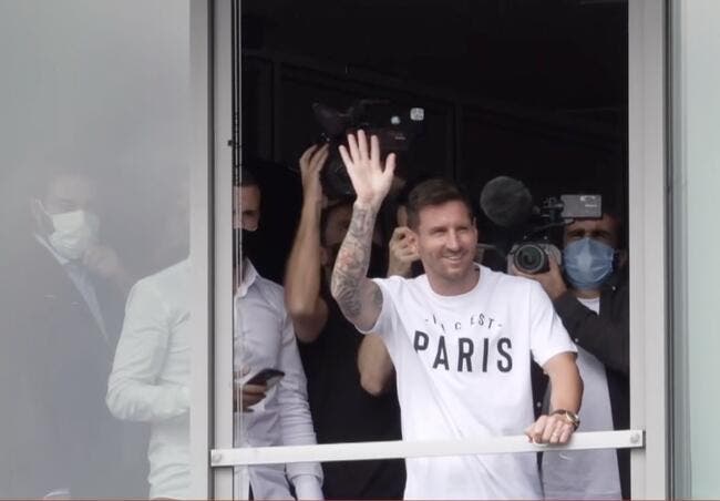 Lionel Messi au PSG, il a déjà son tee-shirt « Ici c’est Paris »
