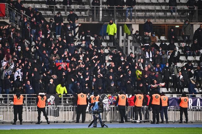 CdF : Bagarre entre supporters, Paris FC - OL définitivement arrêté !