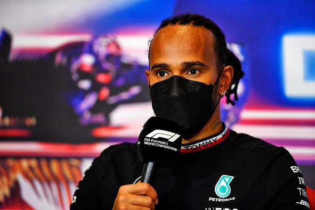 Lewis Hamilton fonce dans Sao Paulo, son frère Neymar est là