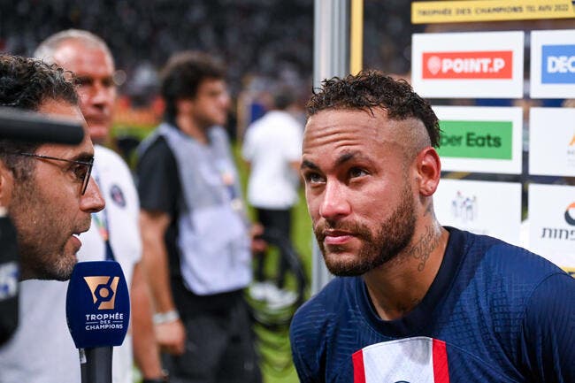Neymar reçoit un gros coup de pression d'une légende