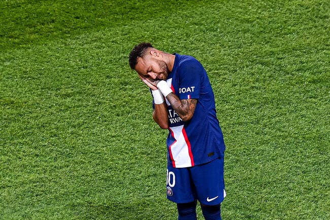 Neymar en mode samba, le PSG écrase Montpellier