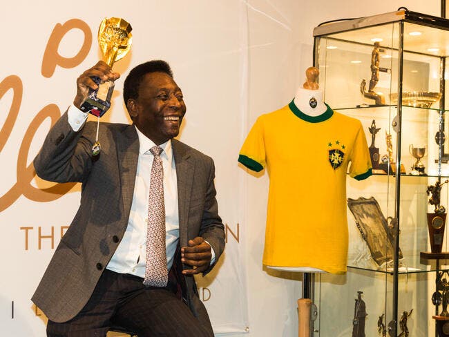 Décès de Pelé, le roi du football