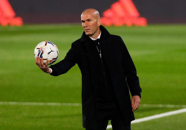 Zidane entraîneur du PSG, priorité à la France