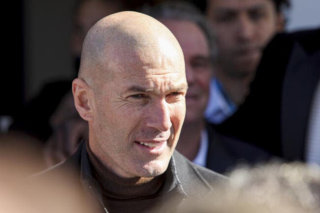 Campos et Zidane, le PSG évite la catastrophe
