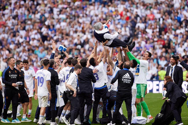Kylian Mbappé s'invite à la fête du titre du Real Madrid !