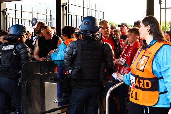 Chaos au Stade de France, l'UEFA déclenche une enquête