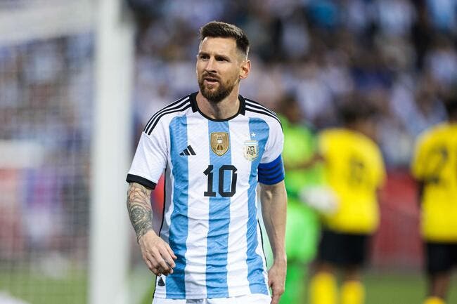 PSG : La réaction des supporters fait craquer Messi