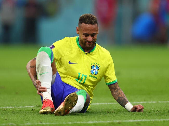 Brésil : Neymar blessé, le médecin de la Seleçao prend la parole