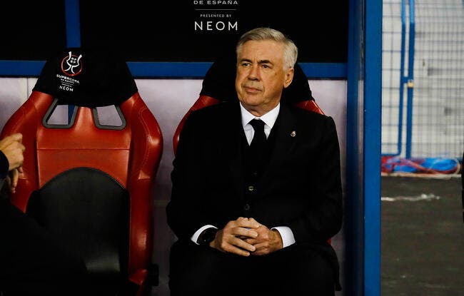 Real : Ancelotti mécontent, Zidane écoute aux portes