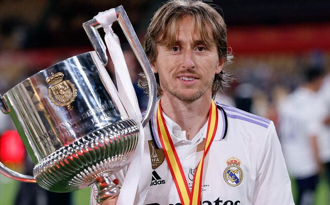 Luka Modric prolonge d'un an au Real Madrid (Officiel)