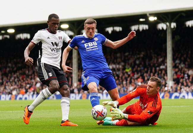 Ang : Leicester fonce vers la zone rouge