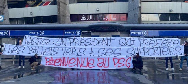 PSG : La France larbin du Qatar, les Ultras attaquent