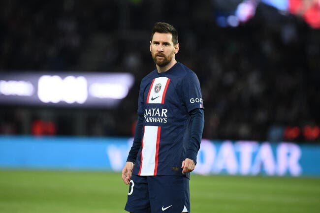 Messi au Barça, le fossoyeur du football français s'en mêle